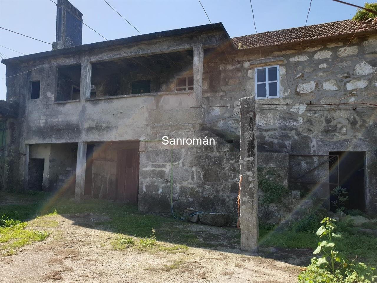 Foto 1 Casa para reformar en Gondomar (San Cibrán). Con Finca de 1.999 m2.