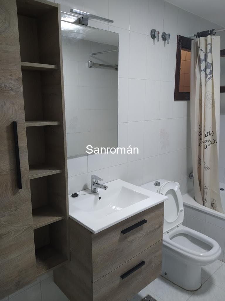 Foto 15 Alquiler apartamento de 2 dormitorios en Playa América - Nigrán