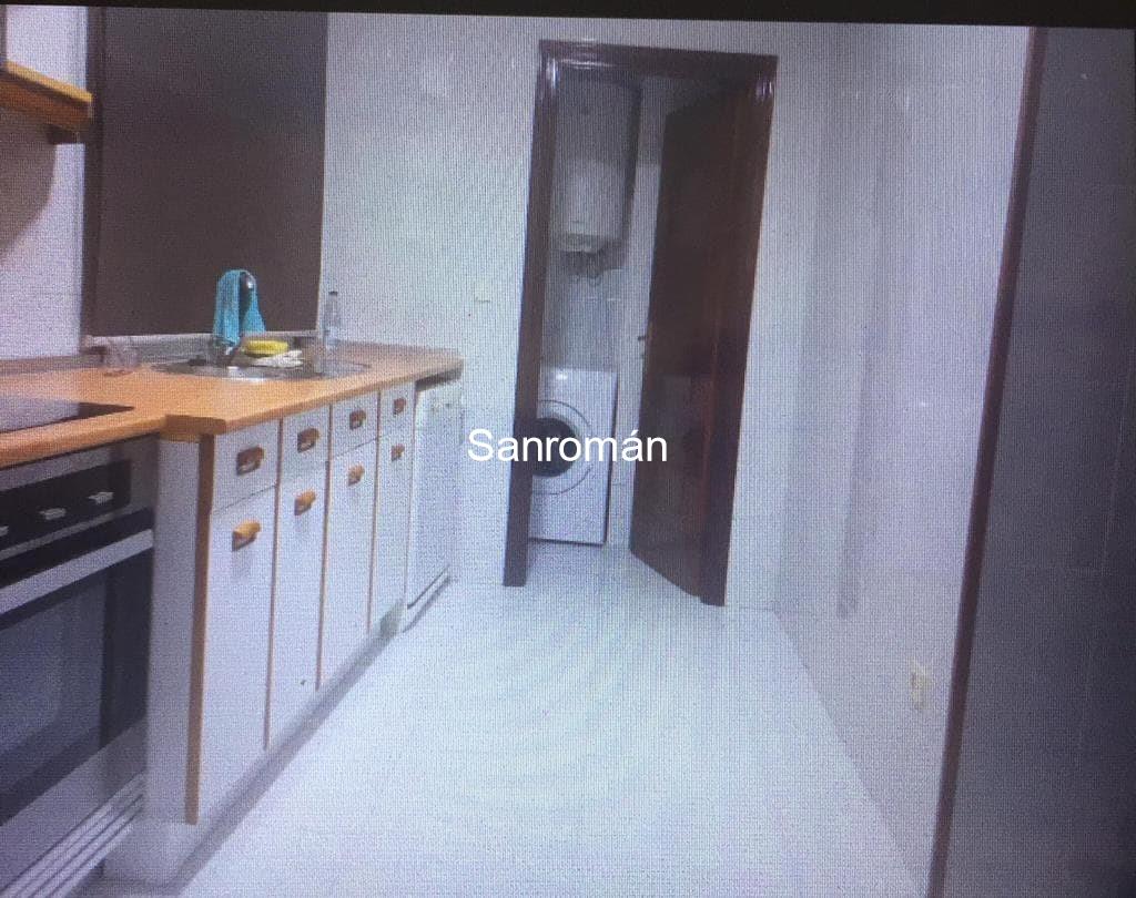 Foto 3 Alquiler apartamento de 2 dormitorios en Playa América - Nigrán