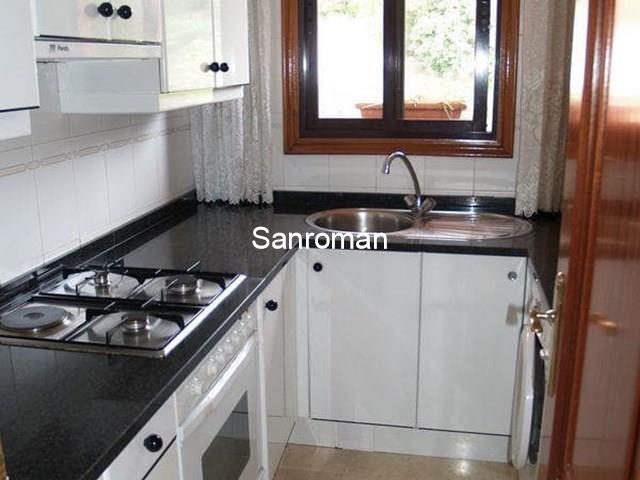 ALQUILER PISO DÚPLEX DE TRES DORMITORIOS Y DOS BAÑOS. PLAYA AMÉRICA (NIGRÁN). TEMPORADA SEPT/JUNIO.