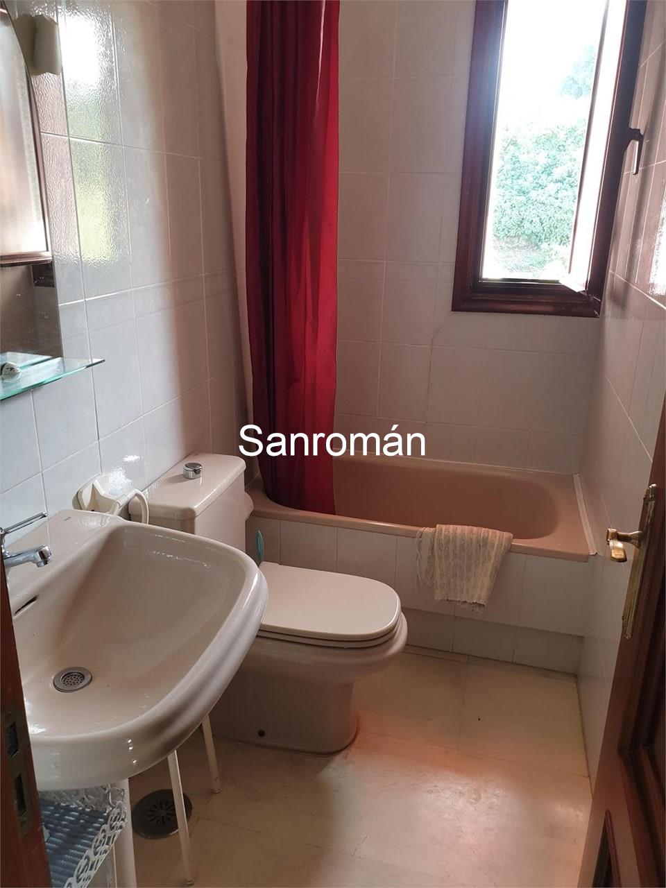 Foto 4 ALQUILER PISO DÚPLEX DE TRES DORMITORIOS Y DOS BAÑOS. PLAYA AMÉRICA (NIGRÁN). TEMPORADA SEPT/JUNIO.