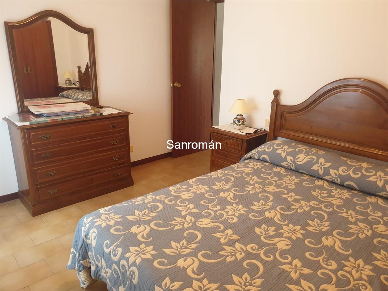 Foto 6 ALQUILER VERANO. Apartamento de 2 dormitorios en Playa América - Nigrán.