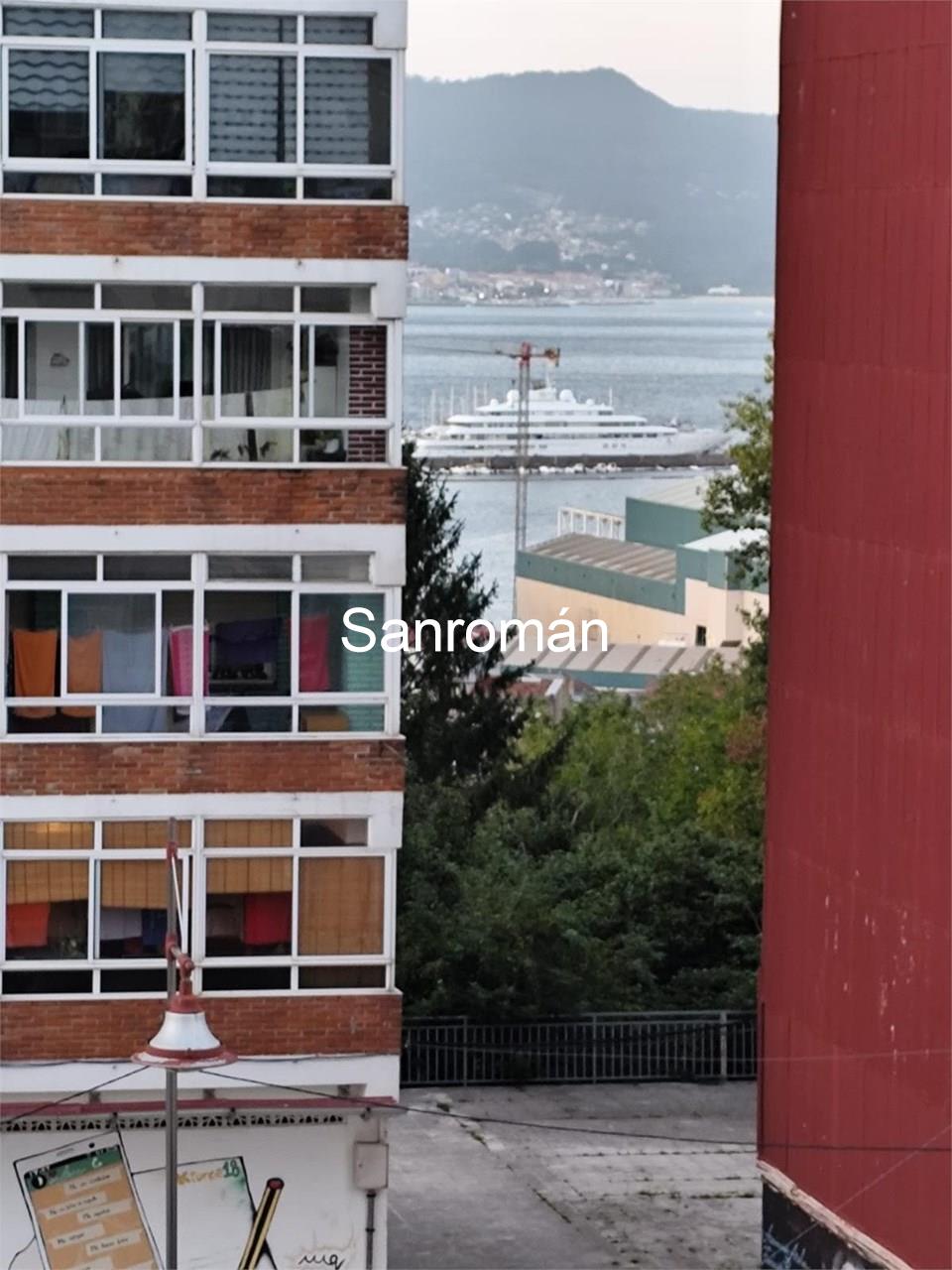 Foto 16 APARTAMENTO DE DOS DORMITORIOS EN AVDA. CASTELAO (VIGO)