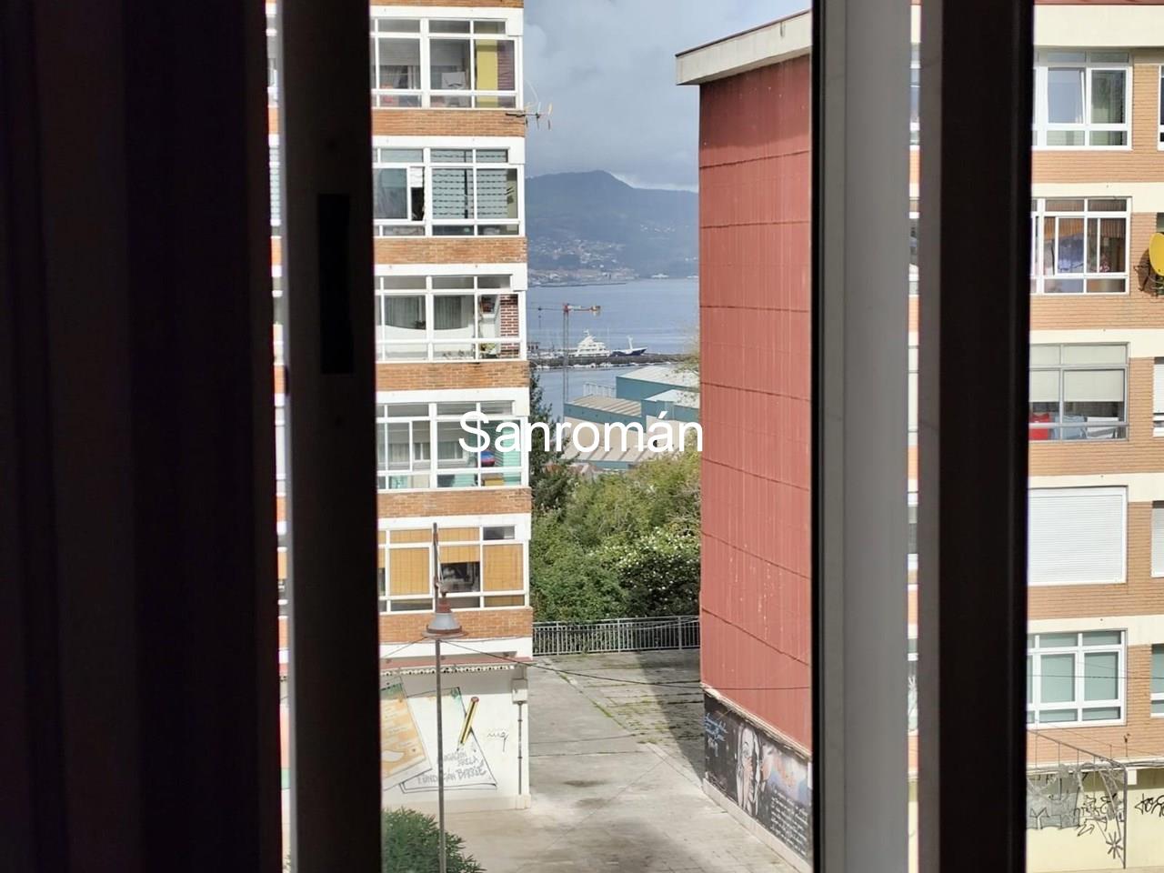 Foto 17 APARTAMENTO DE DOS DORMITORIOS EN AVDA. CASTELAO (VIGO)