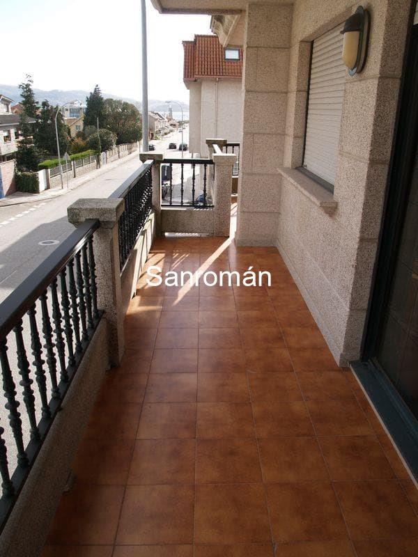 Foto 1 APARTAMENTO DE DOS DORMITORIOS Y DOS BAÑOS. TERRAZA. PLAYA AMÉRICA (NIGRÁN)