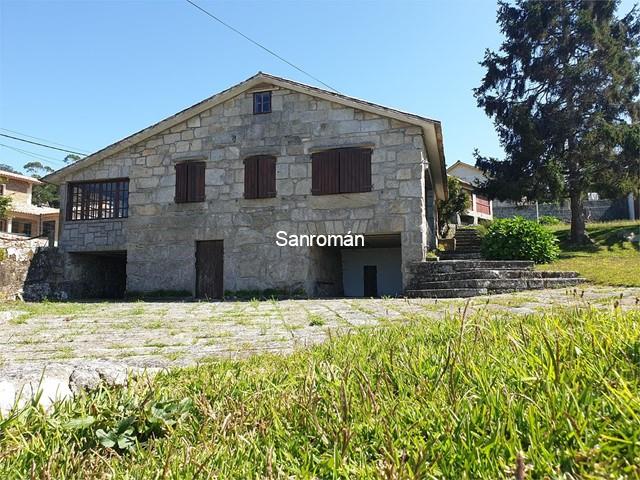 CASA RÚSTICA EN BAIONA. EXCELENTES VISTAS A LAS CÍES