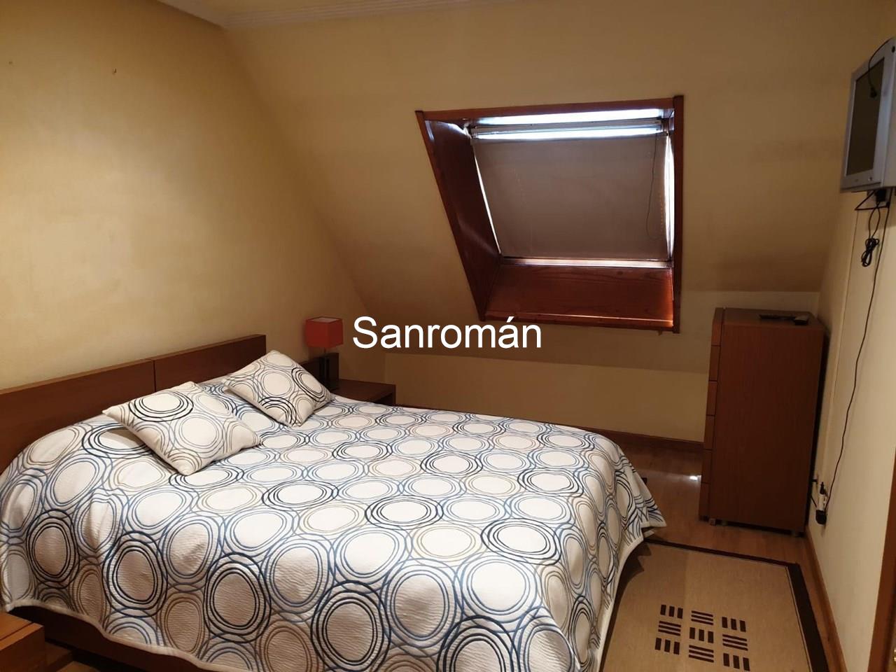 Foto 12 PISO DÚPLEX, 6 DORMITORIOS, 2 BAÑOS. TERRAZA. PISCINA COMUNITARIA