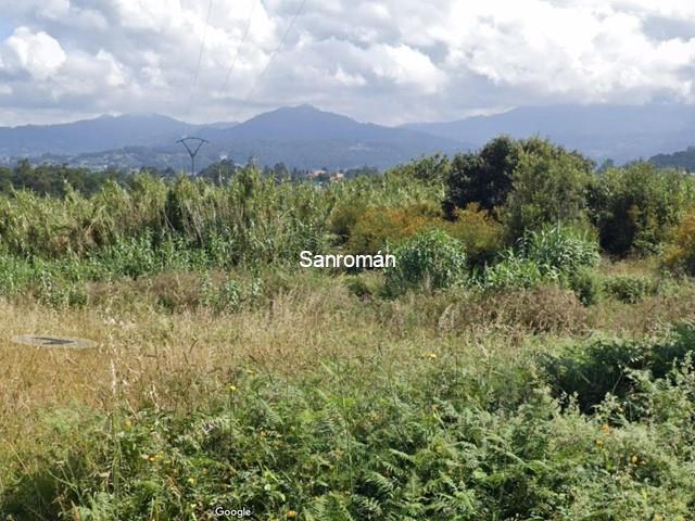 TERRENO SITUADO EN SUD (Suelo Urbanizable Delimitado) EN BELESAR (BAIONA).